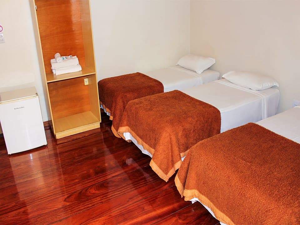 Apartamento Quádruplo do Hotel Família Pires — foto 2 de 7