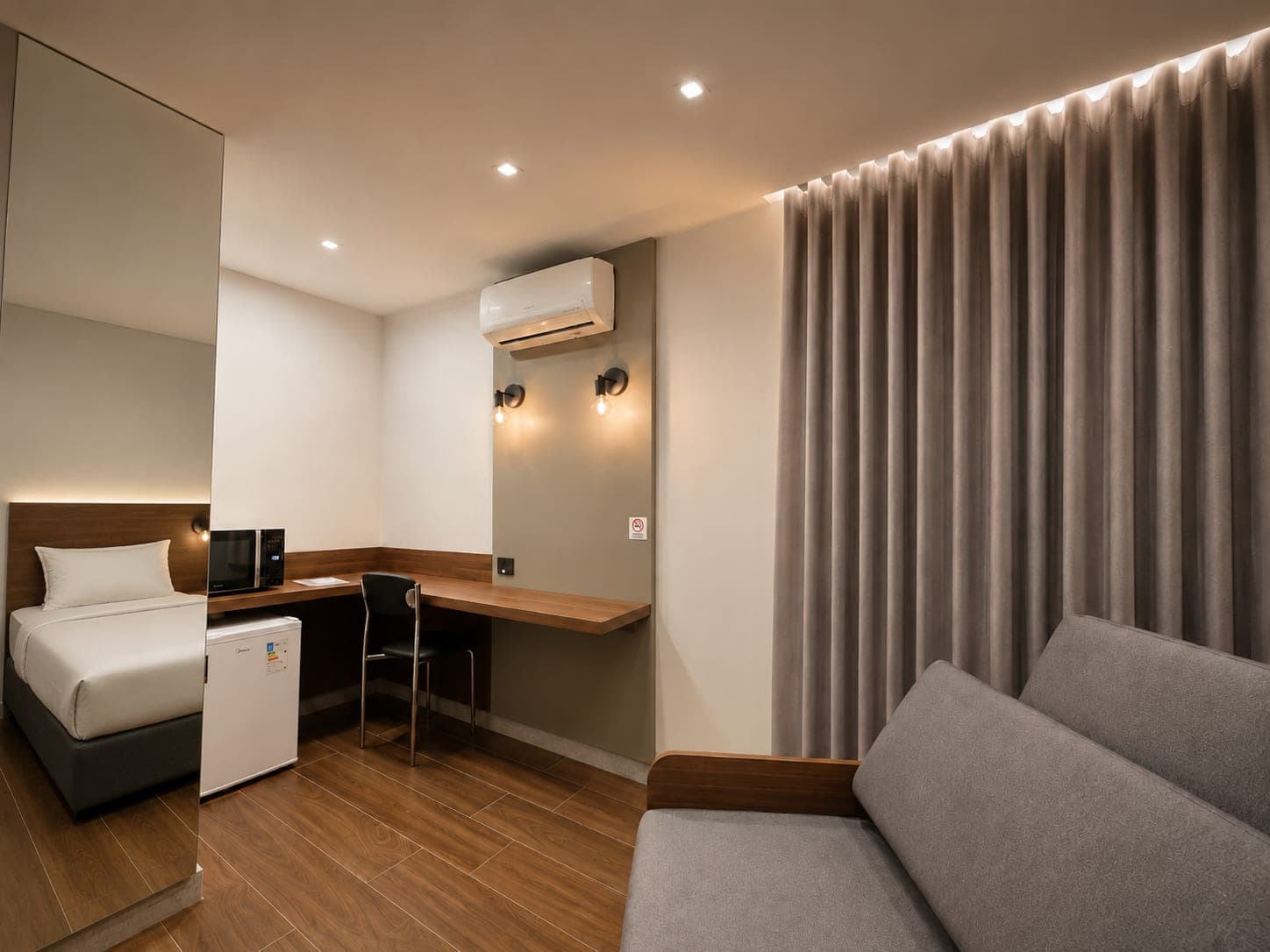 Quarto Luxo Deluxe Twin do Premium Executive Hotel — foto 1 de 2